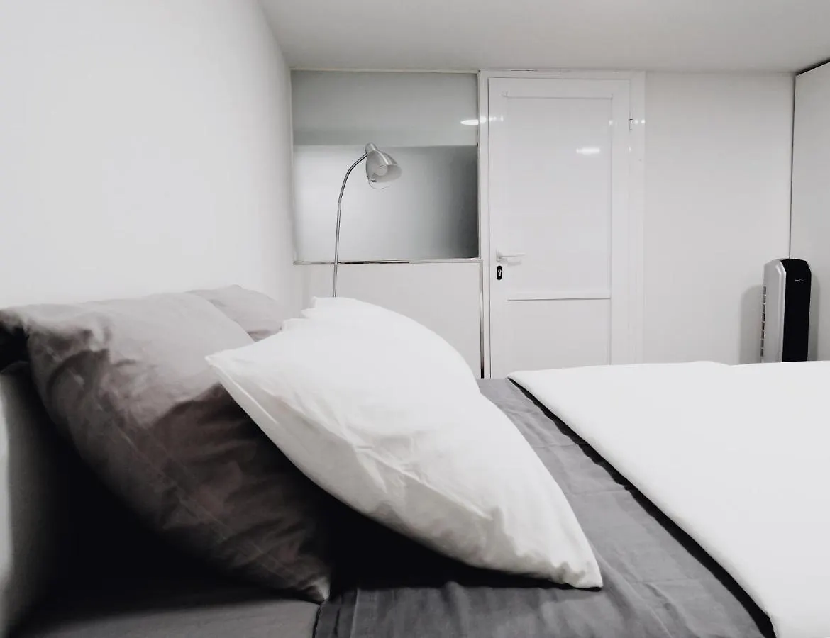 Homeforguest Bioma Modern & Minimalist Apartment Santa Cruz de Tenerife 0*,  Hiszpania